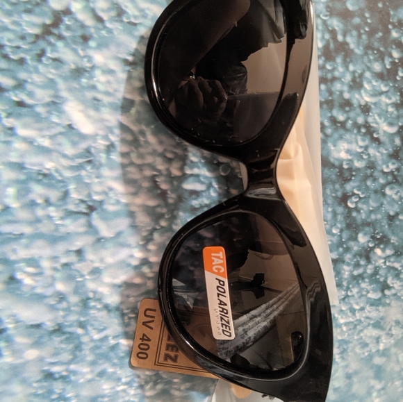 Cat Eye Sunglasses Polarized UVA UVB protection - Picture 2 of 4